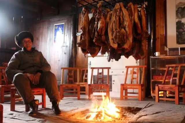 湖北云知道土家熏香肠腊排骨 腊肉 3斤装！1500克（原产地直发）